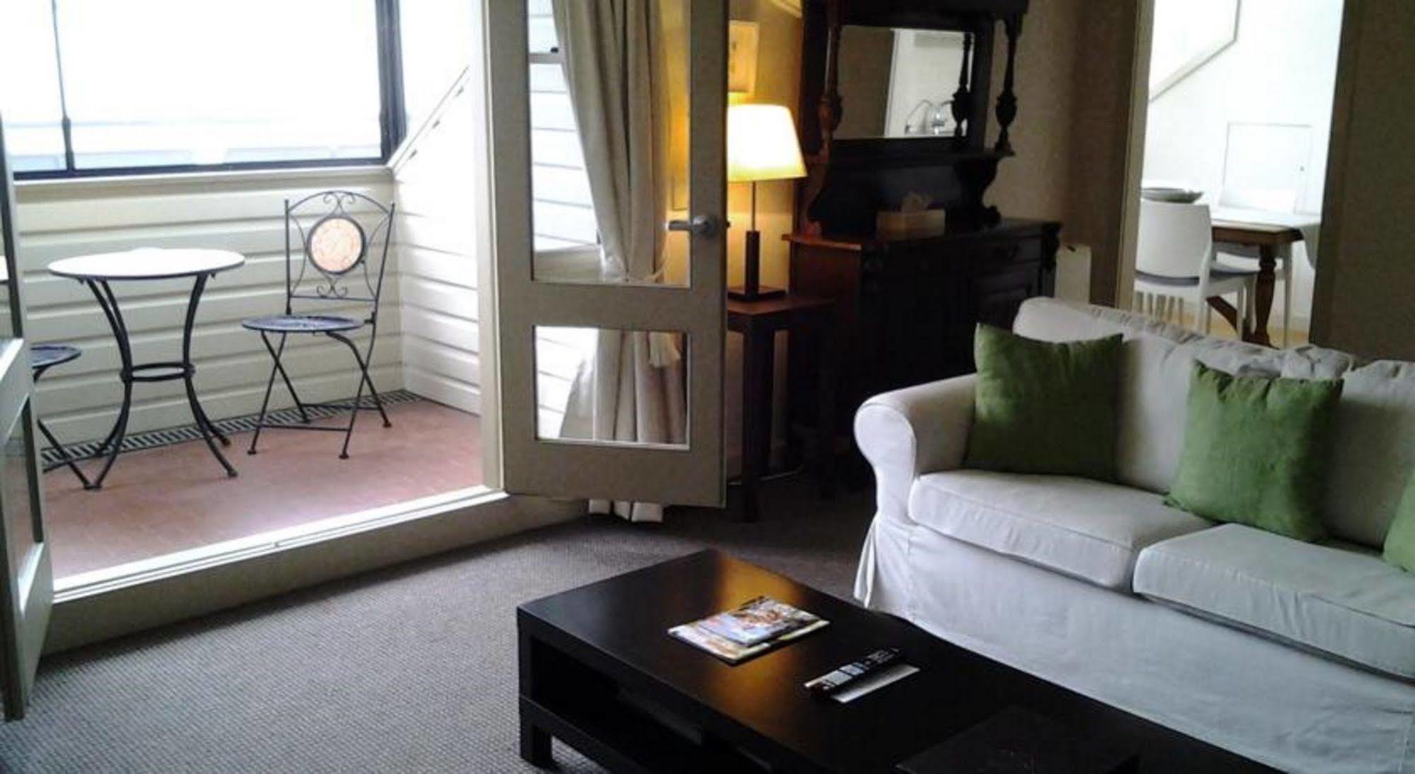 בואוראל Briars Country Lodge מראה חיצוני תמונה